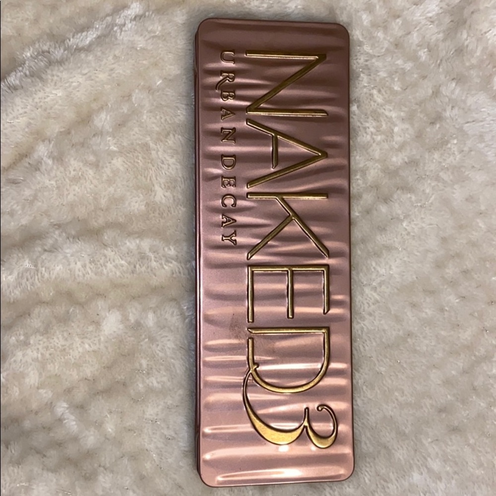 Naked 3 urban decay palette